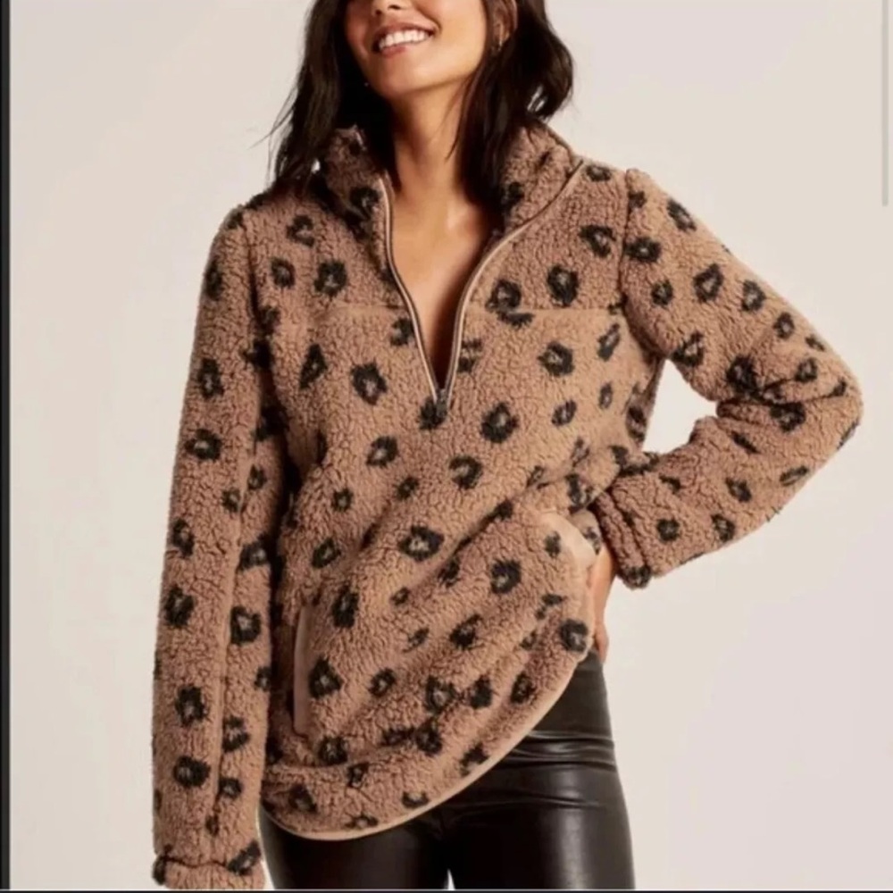Abercrombie & Fitch Leopard Sherpa Half Zip Sweater Size XXS Women